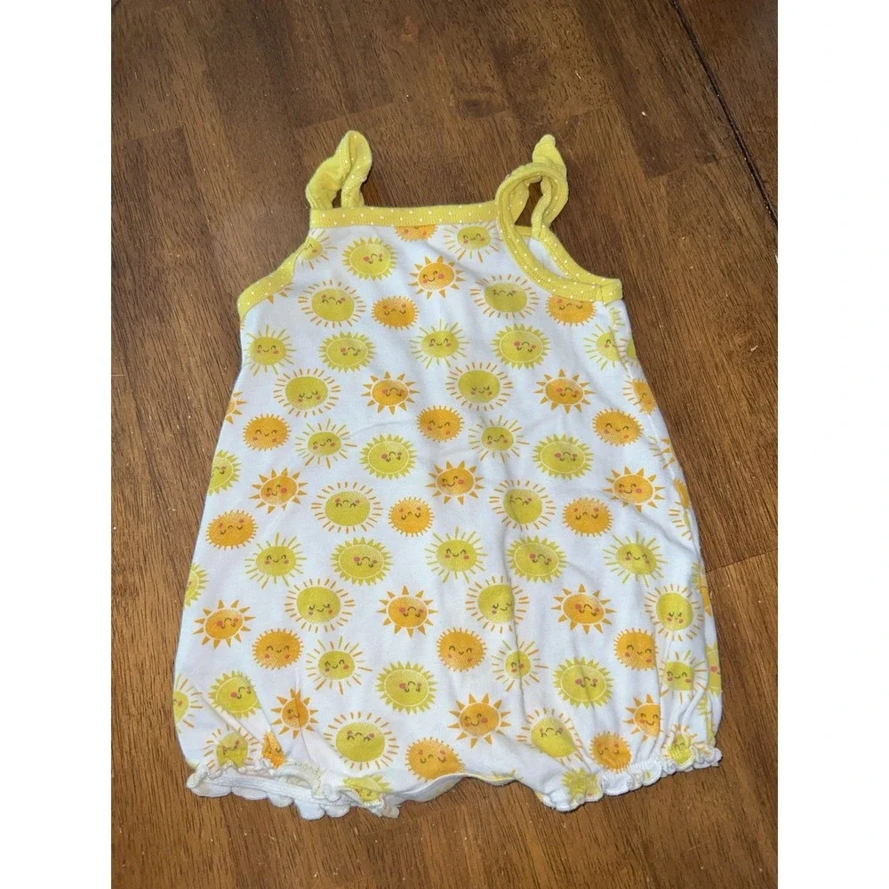 Carter's‎ Baby Girl Romper Suns Print Yellow White Cotton 9M VGUC